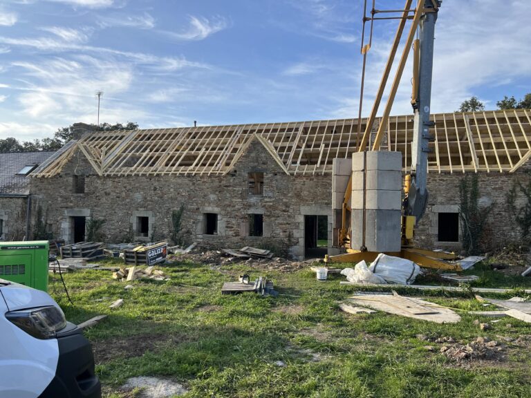 rénovation toiture charpente d'une longère