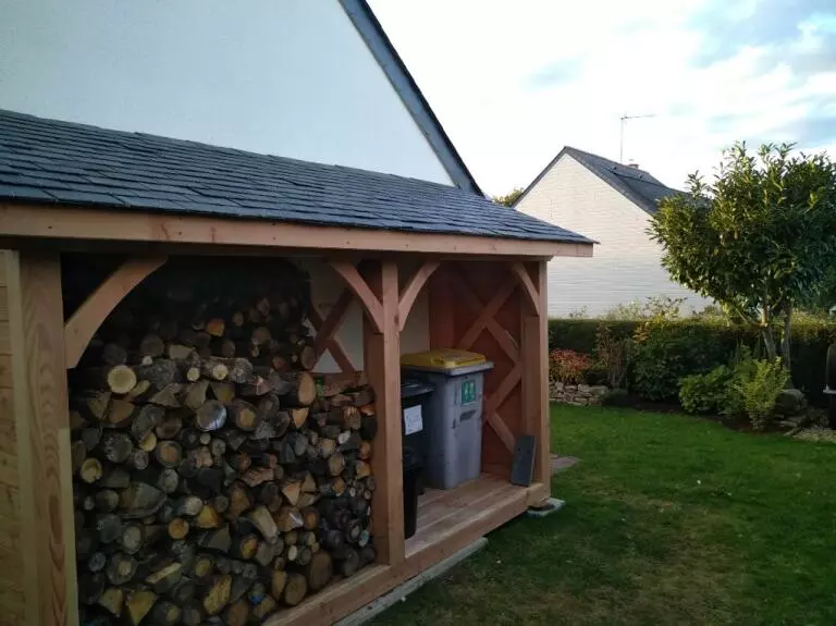 abri-bois-pour-buche-lorient
