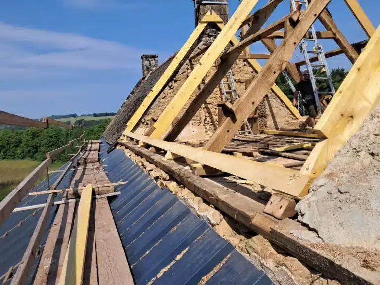 renovation charpente longere